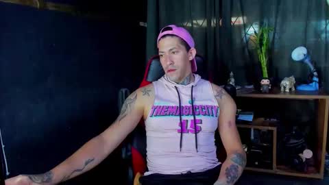 naider_1 online show from 03-10-26, 07:57