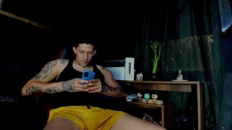 naider_1 online show from 03-29-26, 06:02