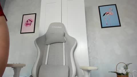 Naila online show from 03-08-25, 06:21