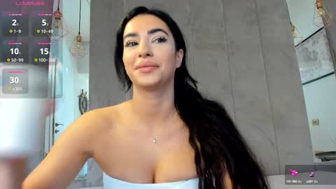 Naila online show from 09-14-25, 06:56