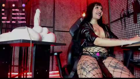 Naila online show from 04-20-26, 12:52