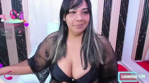 Nailha online show from 05-26-26, 11:06