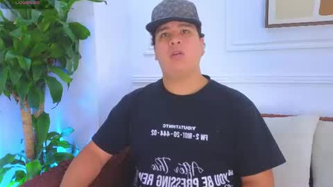 naimruiz_ online show from 07-21-26, 06:43