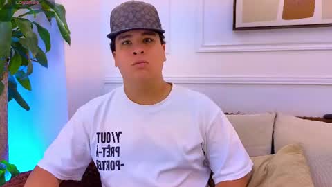naimruiz_ online show from 07-24-26, 06:50