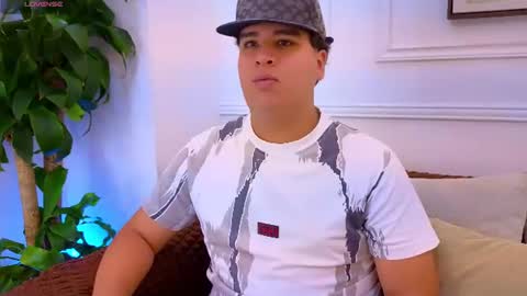 naimruiz_ online show from 07-28-26, 06:42