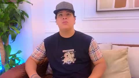 naimruiz_ online show from 07-30-26, 07:02