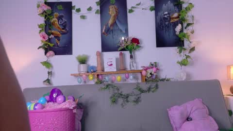 nairagold_ online show from 04-06-26, 12:52