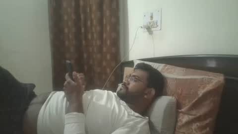 NAIRANANDU28 online show from 04-25-26, 11:24