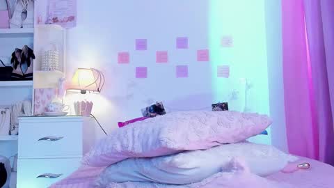 Naissha online show from 03-28-26, 01:54