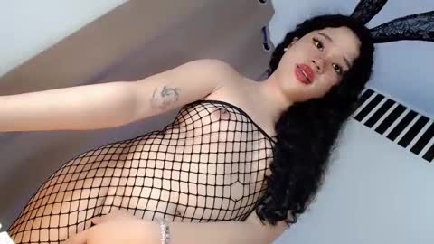 Snapshot of naked_weapon1 chatting on 01-02-25, 01:51 naked_weapon1 online show from 01-02-25, 01:51