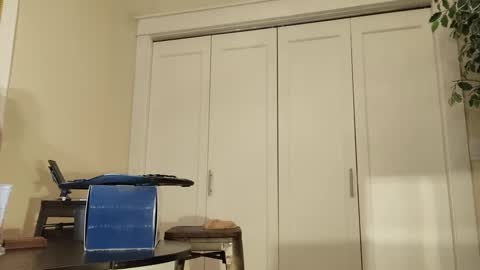 Drew from Seattle online show from 02-02-25, 01:41