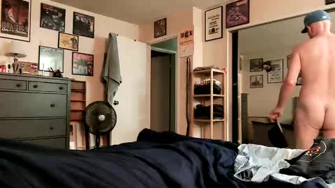 nakedmonkey online show from 10-28-25, 07:49