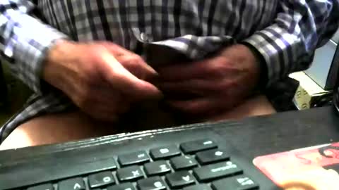 Snapshot of nakedoldguy chatting on 01-09-25, 05:43 NakedOldGuy online show from 01-09-25, 05:43