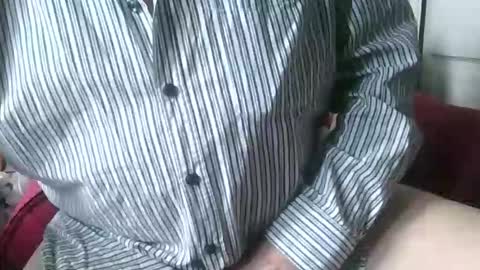Snapshot of nakedoldguy chatting on 11-19-25, 02:28 NakedOldGuy online show from 11-19-25, 02:28