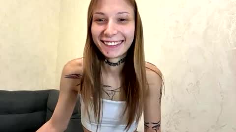 Snapshot of nakitabolognese chatting on 07-22-26, 05:16 Erica online show from 07-22-26, 05:16