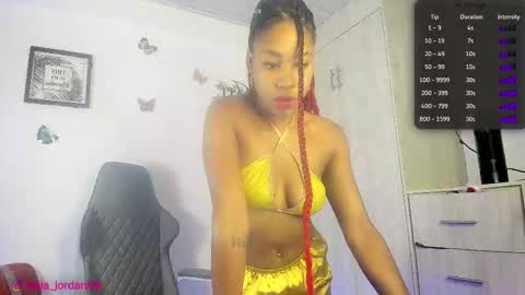 Snapshot of nala_j08 chatting on 02-05-26, 02:00 N A L A NEW instagram nala jordan08 online show from 02-05-26, 02:00