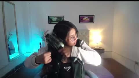 Snapshot of nala_sc chatting on 10-19-25, 09:59 nala_sc online show from 10-19-25, 09:59