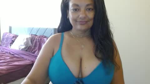 Snapshot of nala_thickk chatting on 12-04-24, 04:38 Nala Thickk online show from 12-04-24, 04:38