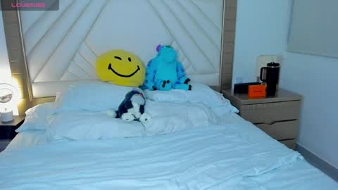 Snapshot of nalah_gomez_ chatting on 01-23-25, 12:57 Nalah online show from 01-23-25, 12:57