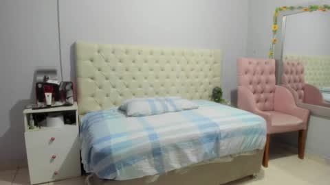 nami_sam online show from 12-18-24, 12:51