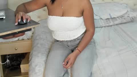 nami_sam online show from 12-14-25, 12:21