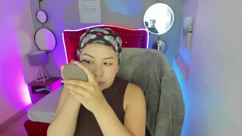 namiko_park online show from 02-08-25, 12:06