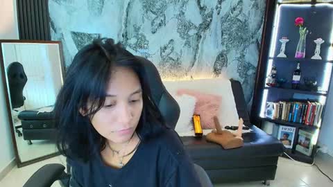 Snapshot of nanami_20 chatting on 02-21-26, 08:32 samantha online show from 02-21-26, 08:32