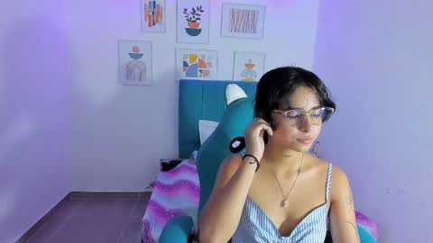 Snapshot of nanami_owo chatting on 10-13-25, 03:39 nanami_owo online show from 10-13-25, 03:39
