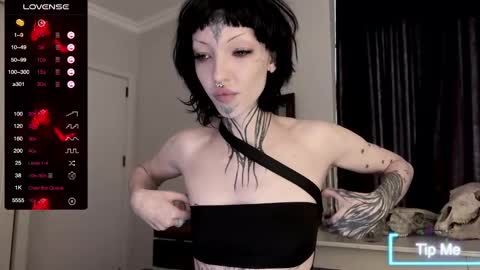 Nana online show from 01-18-25, 12:36