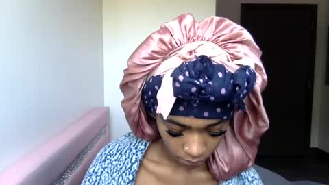 Snapshot of nanaonn chatting on 07-27-26, 06:37 nanaonn online show from 07-27-26, 06:37