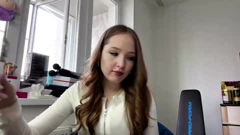 Mila online show from 04-23-26, 12:29