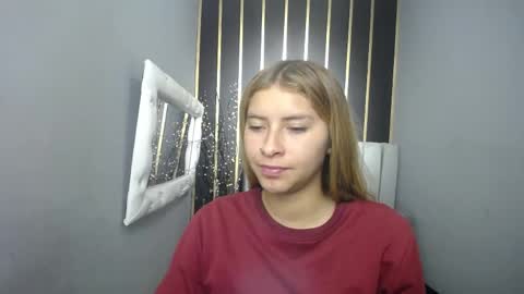 Snapshot of nancy_blonde chatting on 05-12-26, 01:41 nancy blonde online show from 05-12-26, 01:41