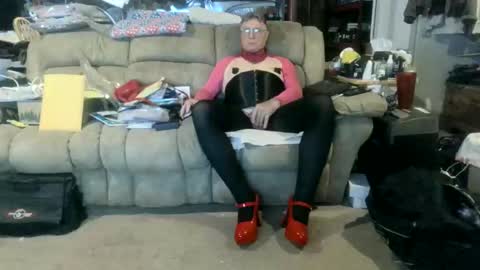Snapshot of nancyboy_1 chatting on 06-06-26, 09:19 nancyboy_1 online show from 06-06-26, 09:19