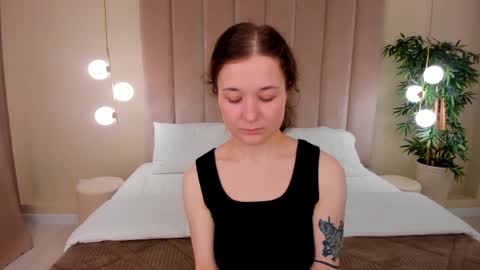 Nancy online show from 09-17-25, 03:41