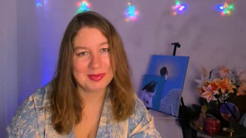 Nancy online show from 11-08-25, 04:34