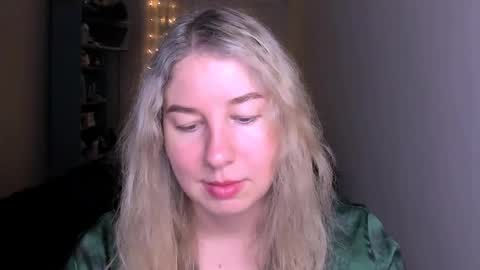 Nancy online show from 04-20-26, 06:53