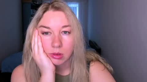 Snapshot of nancysanders chatting on 06-07-26, 06:39 Nancy online show from 06-07-26, 06:39