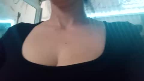 Snapshot of nancyybonita chatting on 03-17-26, 02:38 nancyybonita online show from 03-17-26, 02:38