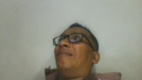 Snapshot of nando_rincon050279 chatting on 10-26-25, 05:57 Nando Rincon online show from 10-26-25, 05:57