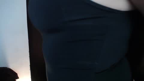 Snapshot of nani_gutierrez chatting on 03-07-25, 02:46 Nani online show from 03-07-25, 02:46