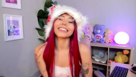 Snapshot of nanii_velvett chatting on 09-15-25, 02:50 Nanii online show from 09-15-25, 02:50