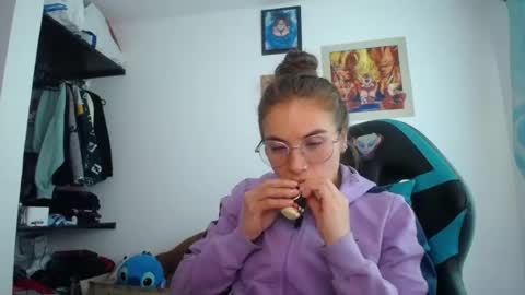 nanna yoshi online show from 07-27-26, 08:49