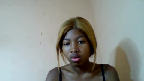 Snapshot of nannie02 chatting on 07-28-26, 04:05 nannie02 online show from 07-28-26, 04:05