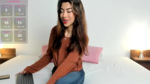 Snapshot of nany_model25 chatting on 03-05-25, 02:01 nany_model25 online show from 03-05-25, 02:01