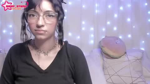 Snapshot of nany_stark_ chatting on 02-25-25, 10:15 NANY online show from 02-25-25, 10:15