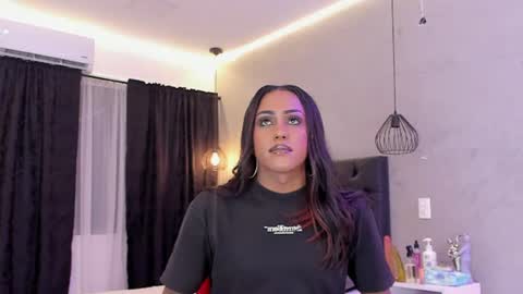 Naomi Blair online show from 06-24-26, 03:27
