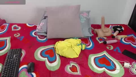 Snapshot of naomi_browmn chatting on 09-29-25, 01:05 naomi_browmn online show from 09-29-25, 01:05