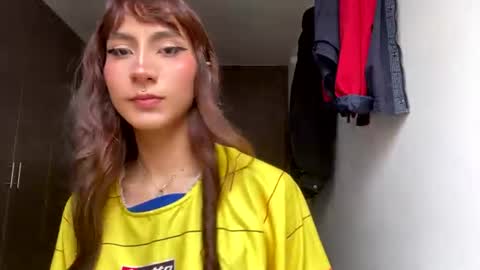  Naomi  online show from 07-04-26, 05:30