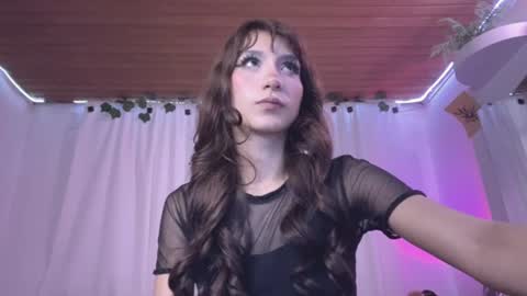  Naomi  online show from 07-11-26, 12:30