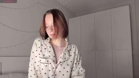 Naomi online show from 01-11-25, 08:54